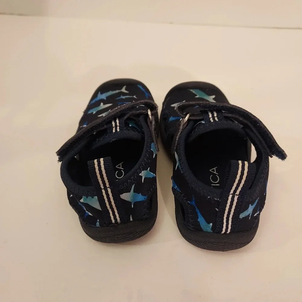 Nautica sole rubber while